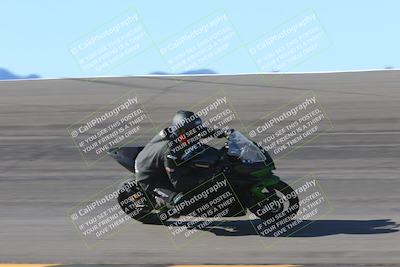 media/Dec-10-2023-SoCal Trackdays (Sun) [[0ce70f5433]]/Bowl (1020am)/